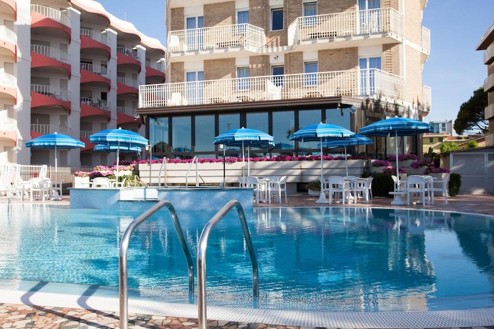 Regent'S Hotel Lido di Jesolo Eksteriør bilde