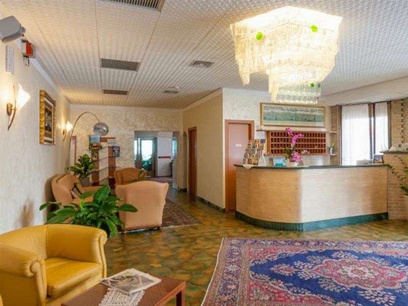Regent'S Hotel Lido di Jesolo Eksteriør bilde